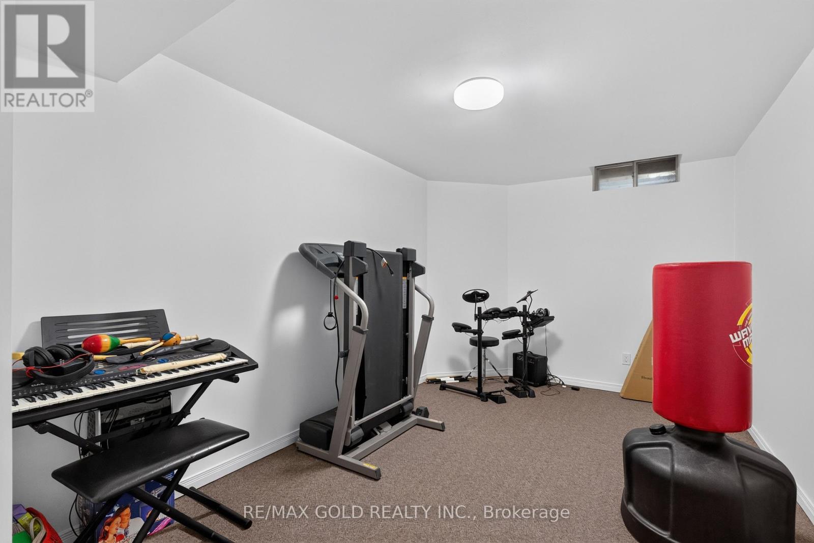 40 SHADYWOOD ROAD - 41
