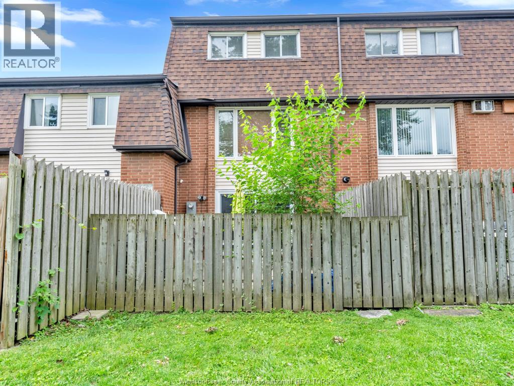 6312 THORNBERRY - 34