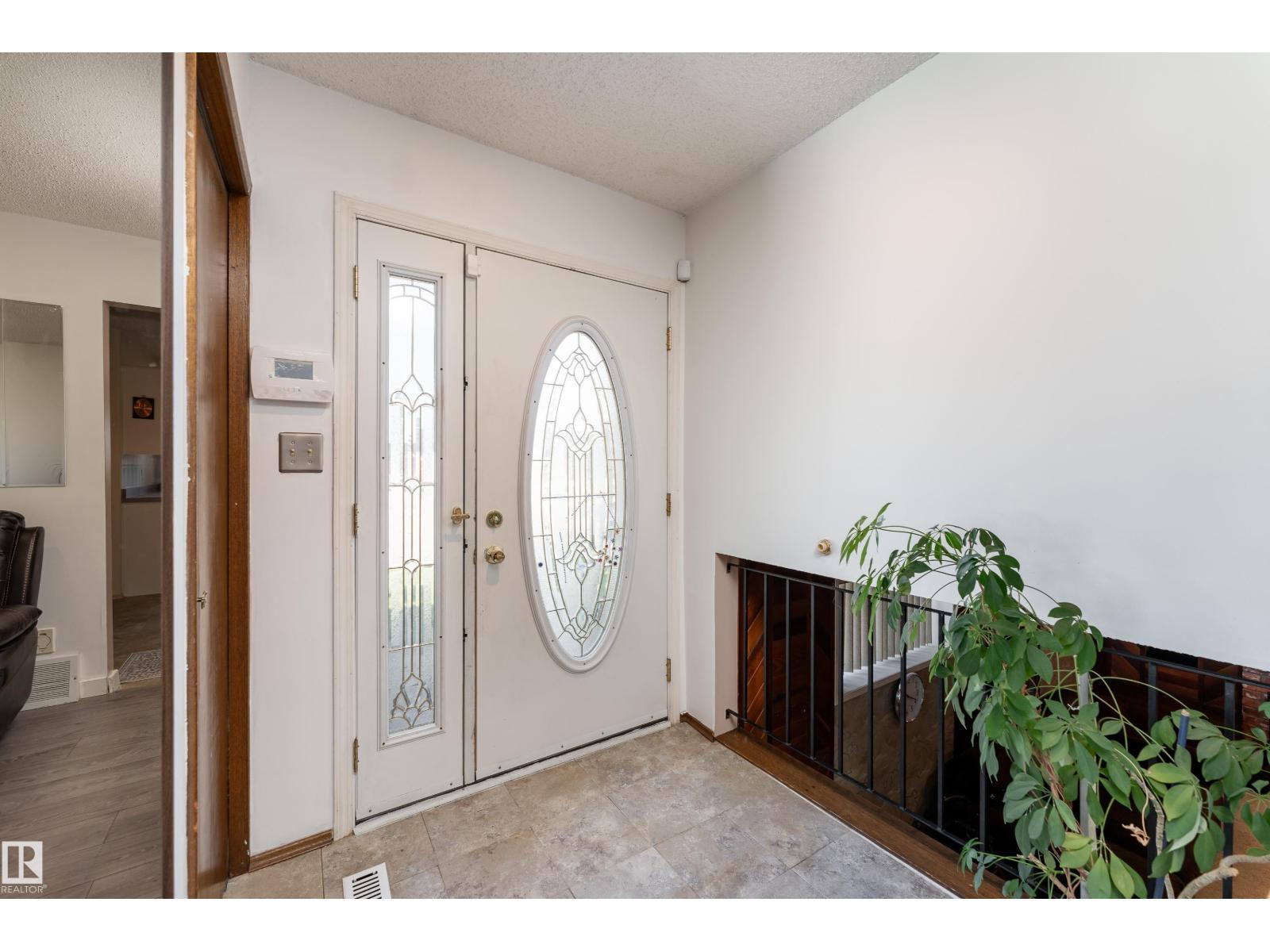 611 KIRKNESS RD NW - 2