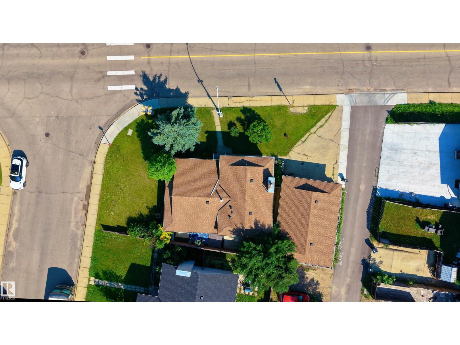 611 KIRKNESS RD NW - 37
