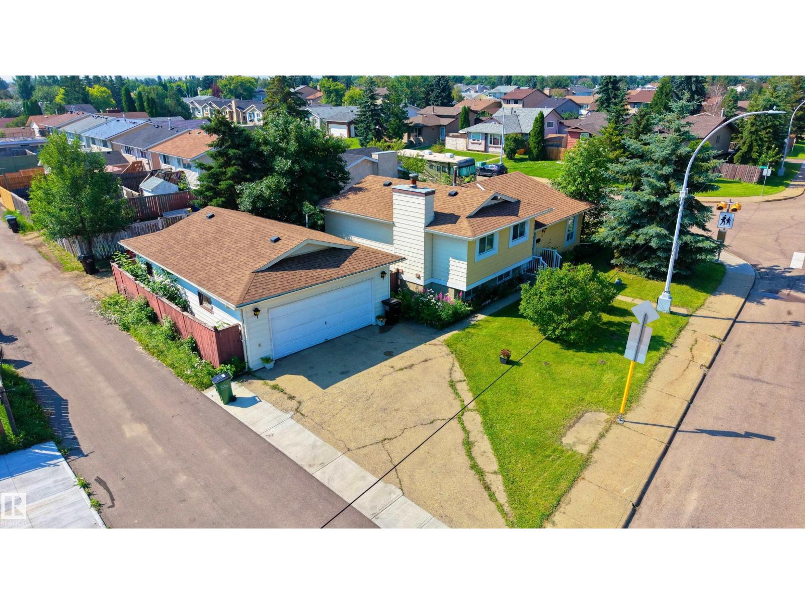 611 KIRKNESS RD NW - 43