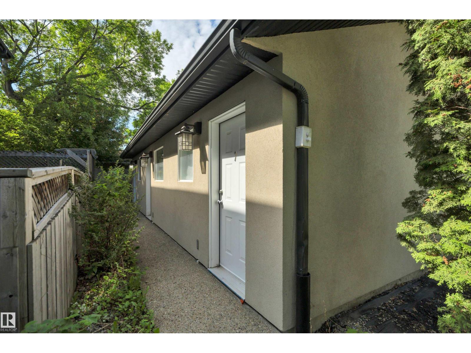 12205 112 AV NW - 45