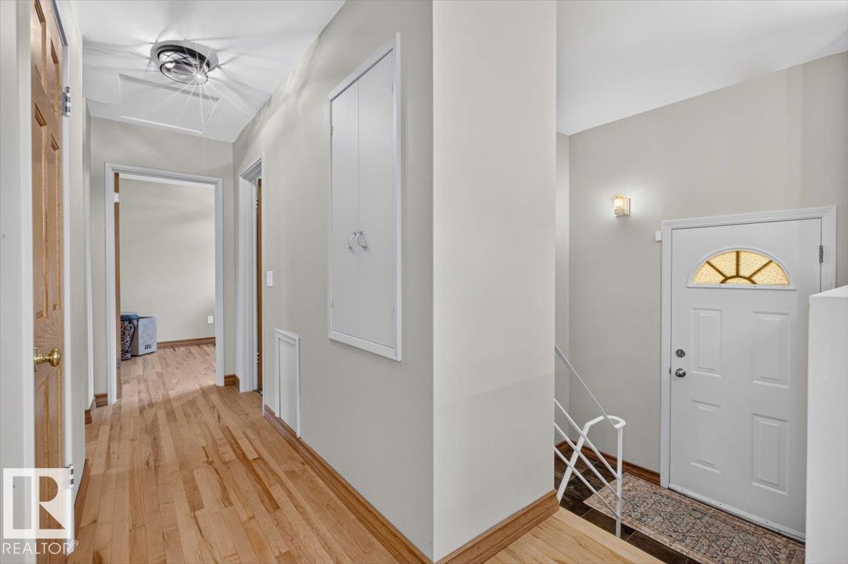 10736 48 ST NW - 15