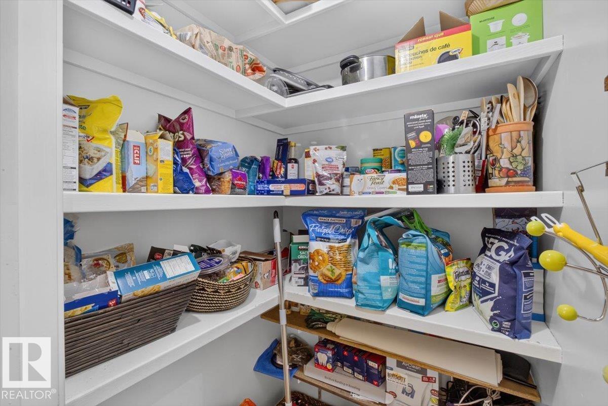 10736 48 ST NW - 14