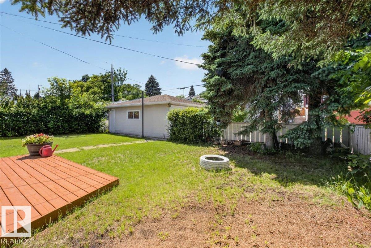 10736 48 ST NW - 47