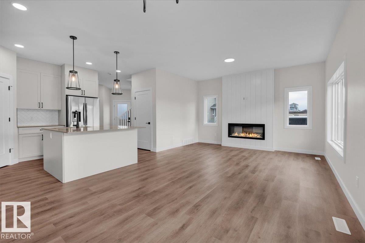 1920 WESTERRA LN - 1