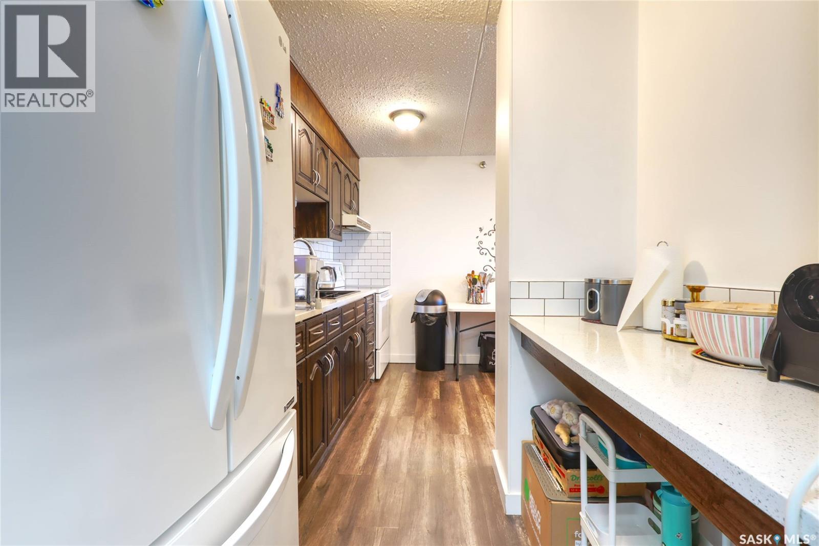 #709 4045 Rae STREET - Image 3
