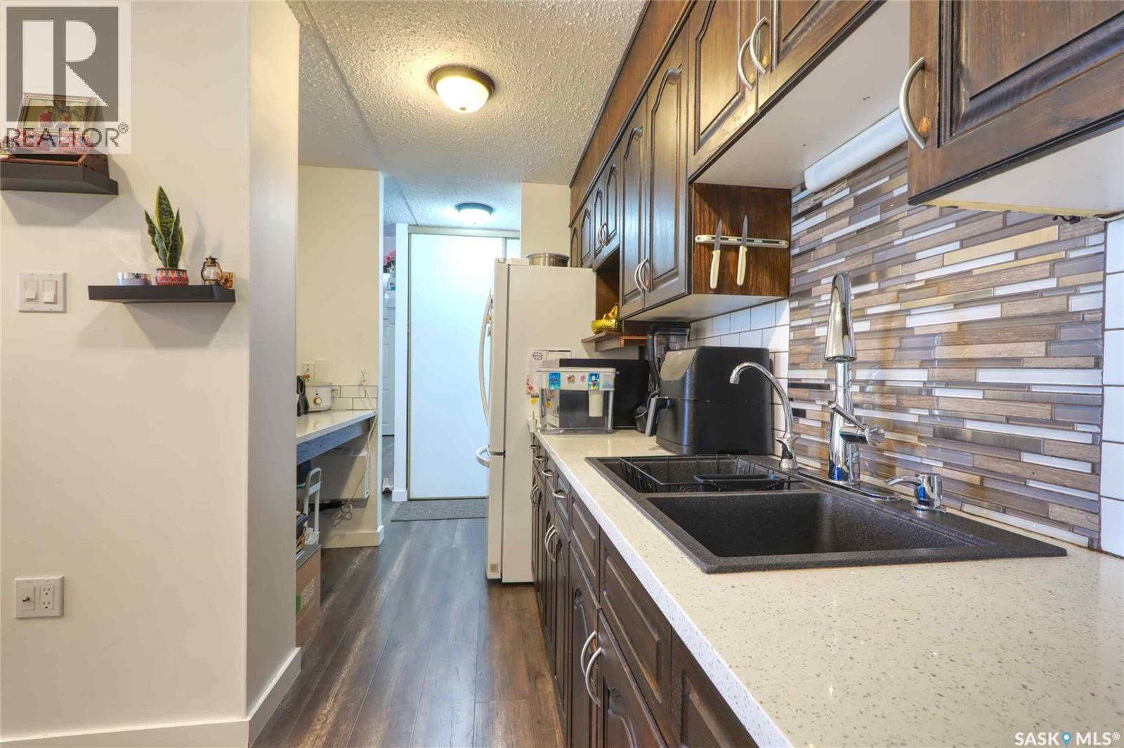 #709 4045 Rae STREET - Image 6