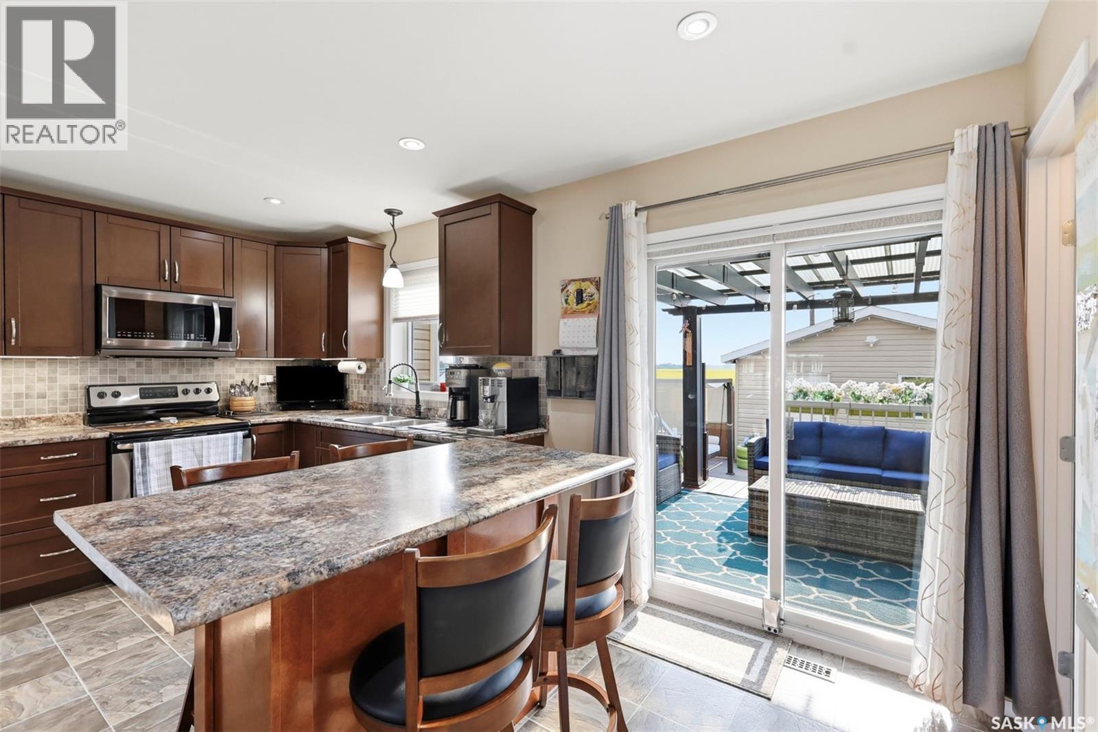 503 Maple CRESCENT - 14