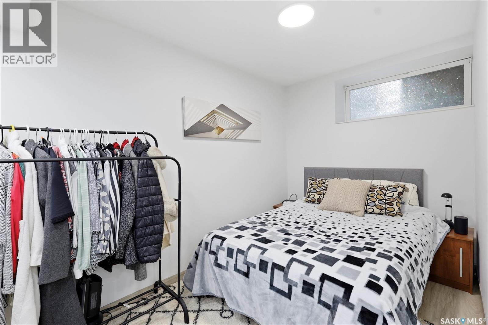 503 Maple CRESCENT - 27