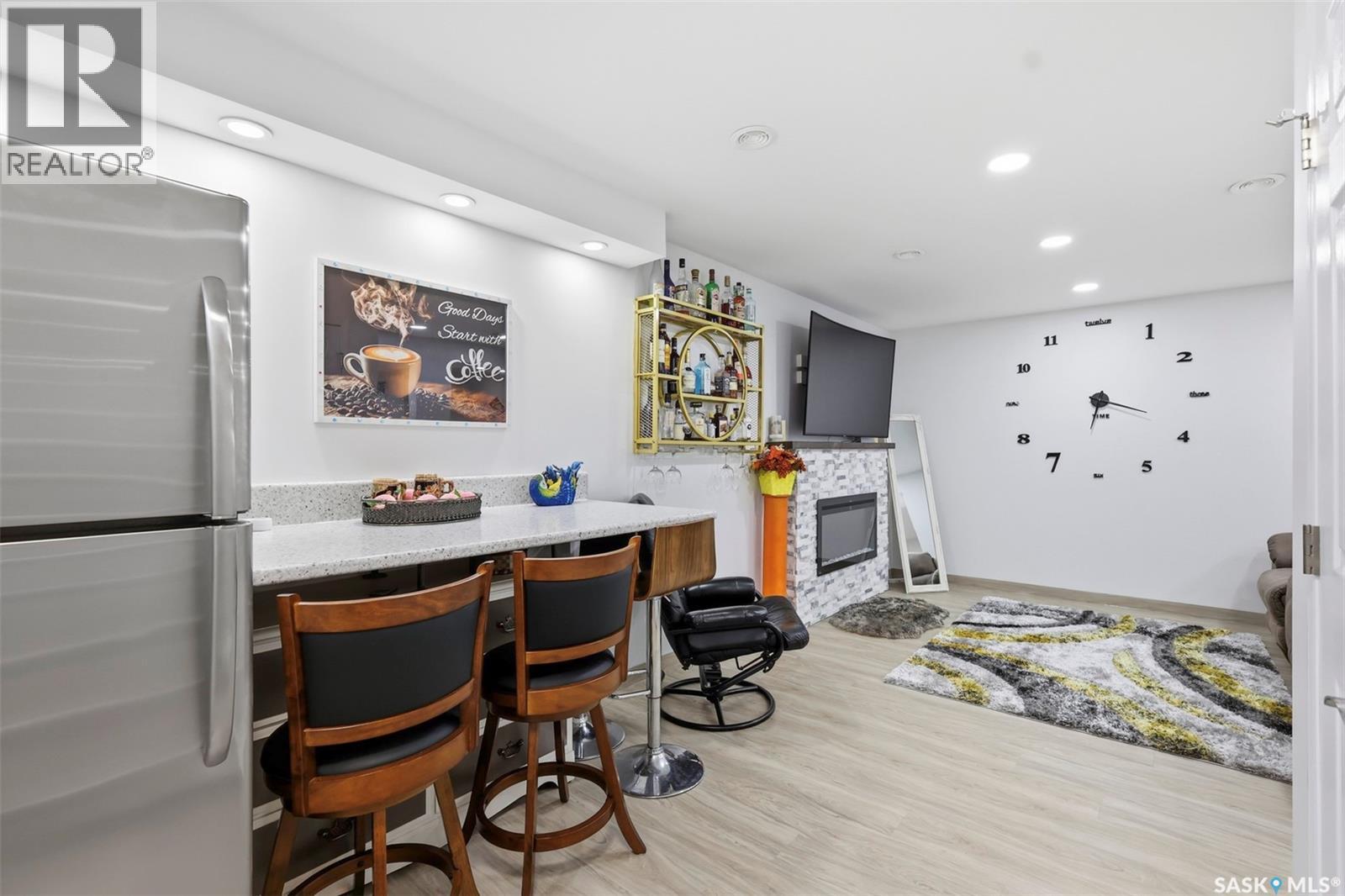 503 Maple CRESCENT - 30
