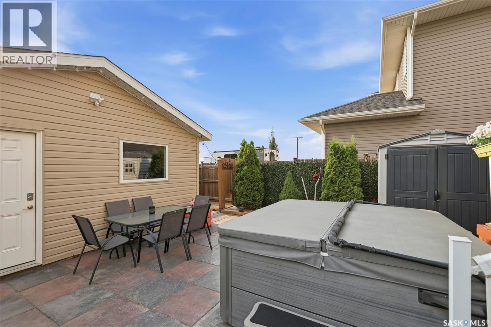 503 Maple CRESCENT - 37