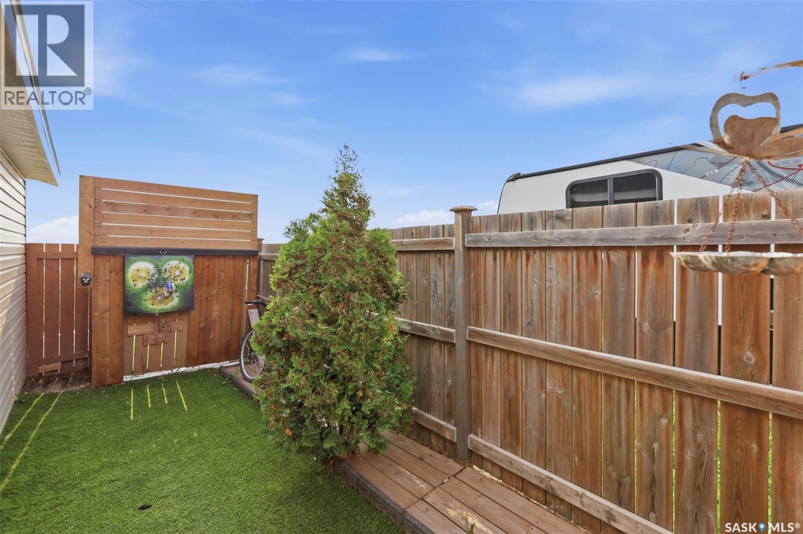 503 Maple CRESCENT - 41