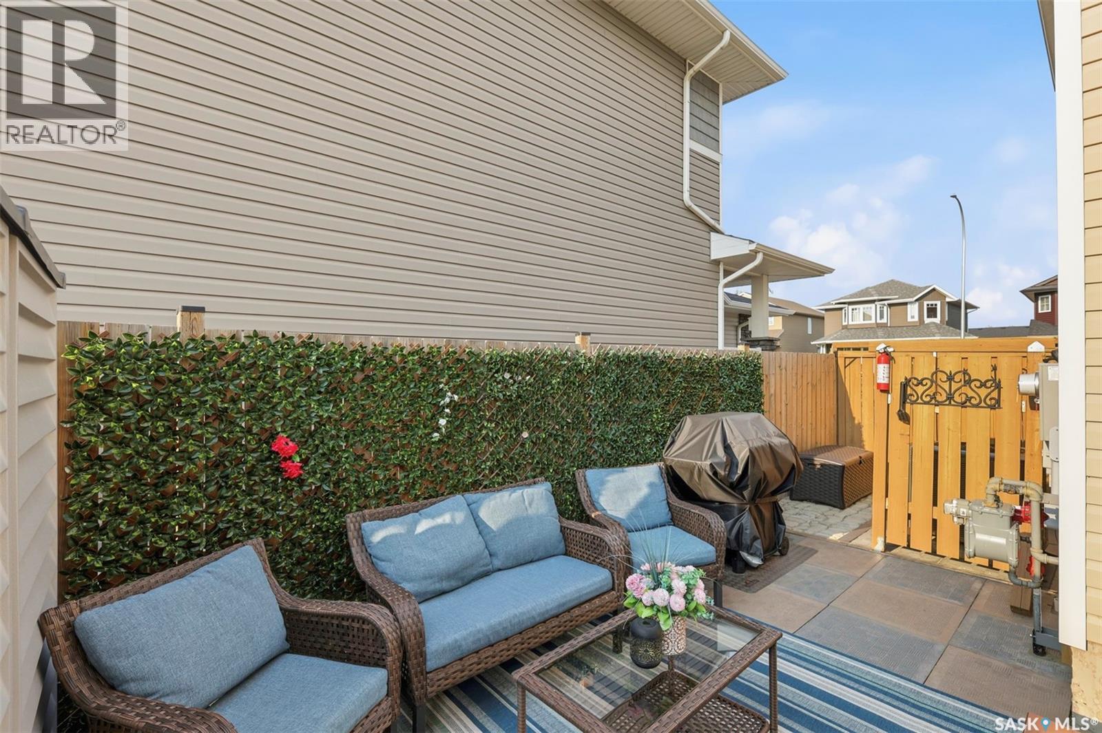 503 Maple CRESCENT - 43