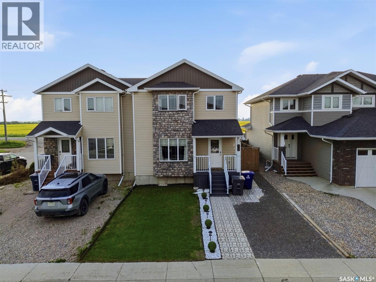 503 Maple CRESCENT - 48