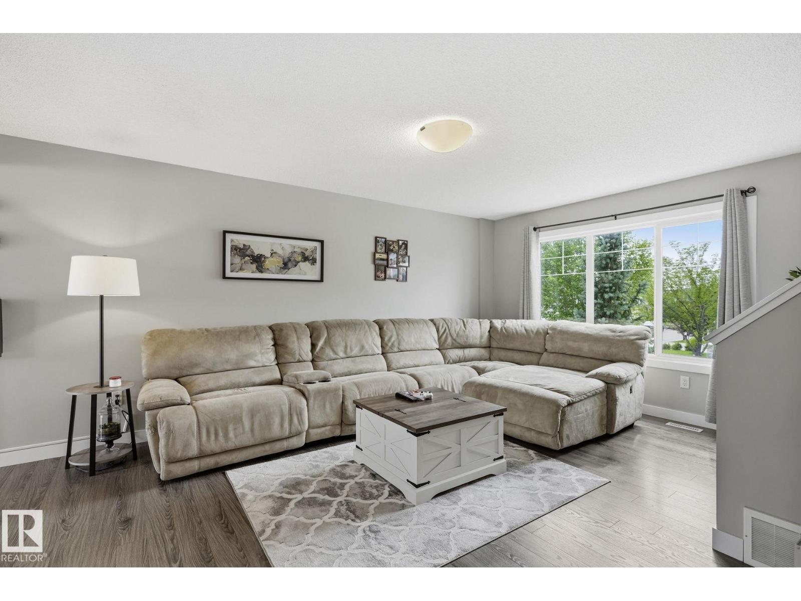 #12 1391 STARLING DR NW NW - 5