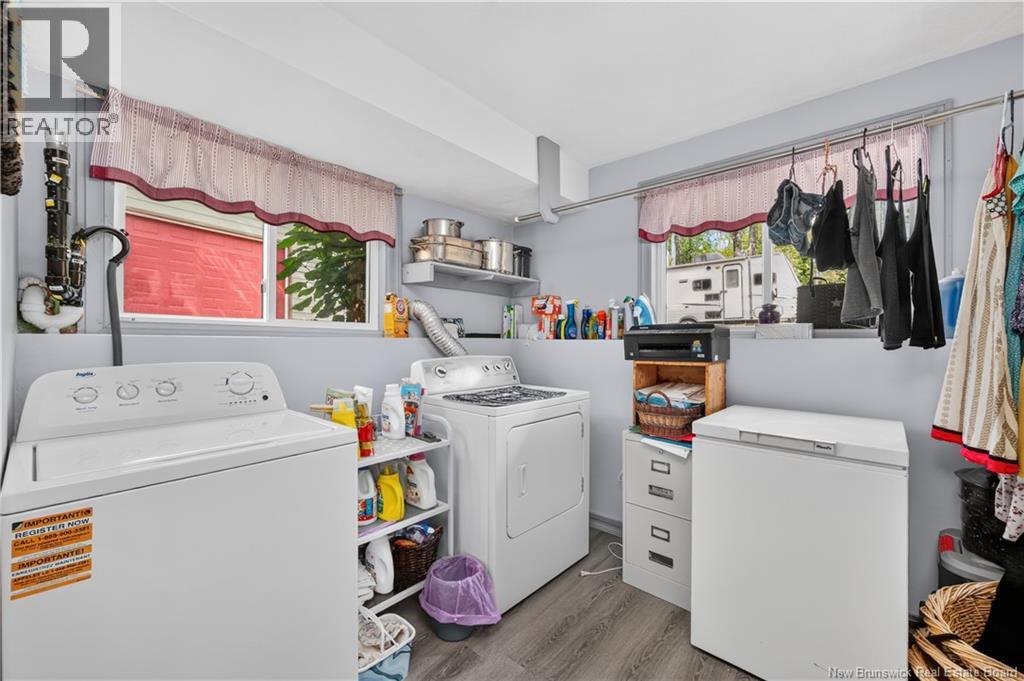 368 Square Lake Road - 43