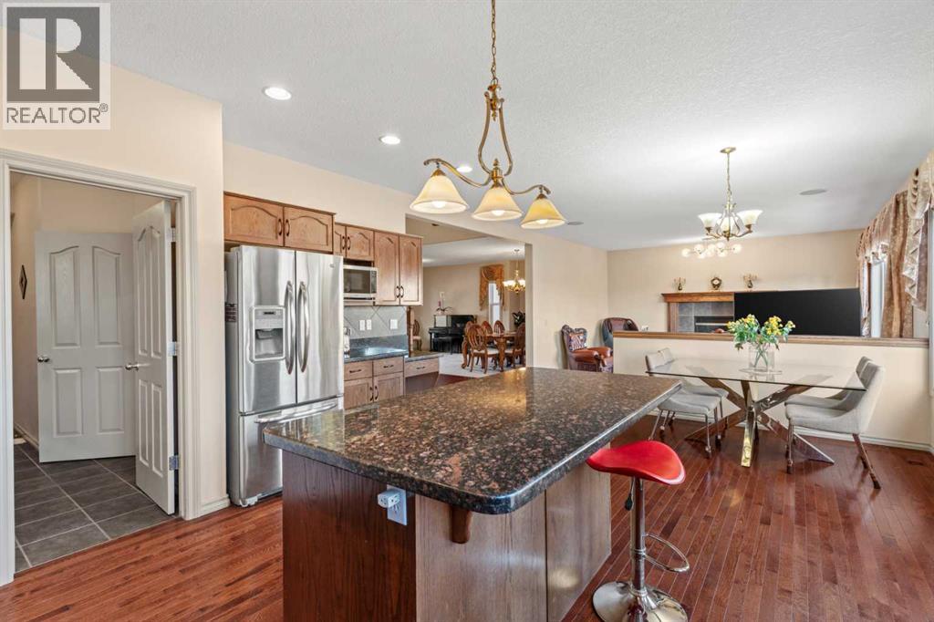325 Discovery Ridge Way SW - 11