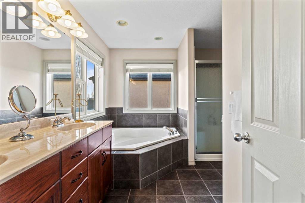325 Discovery Ridge Way SW - 21