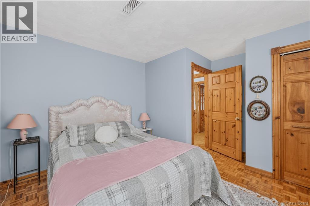368 Square Lake Road - 44
