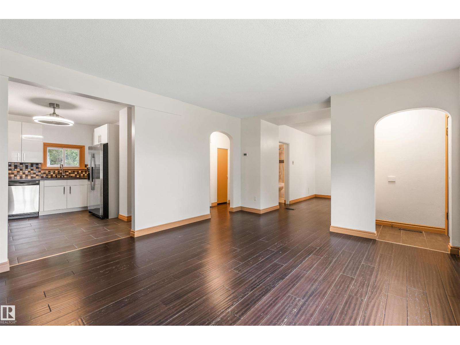 11230 75 AV NW - 7