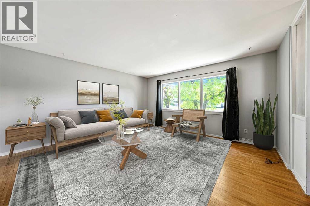 1032 89 Avenue SW - 2