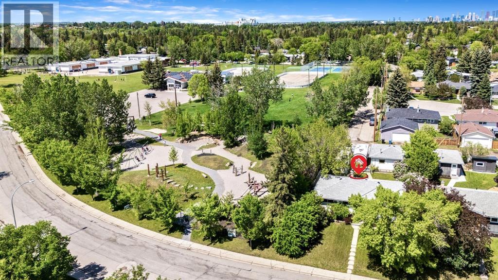 1032 89 Avenue SW - 27