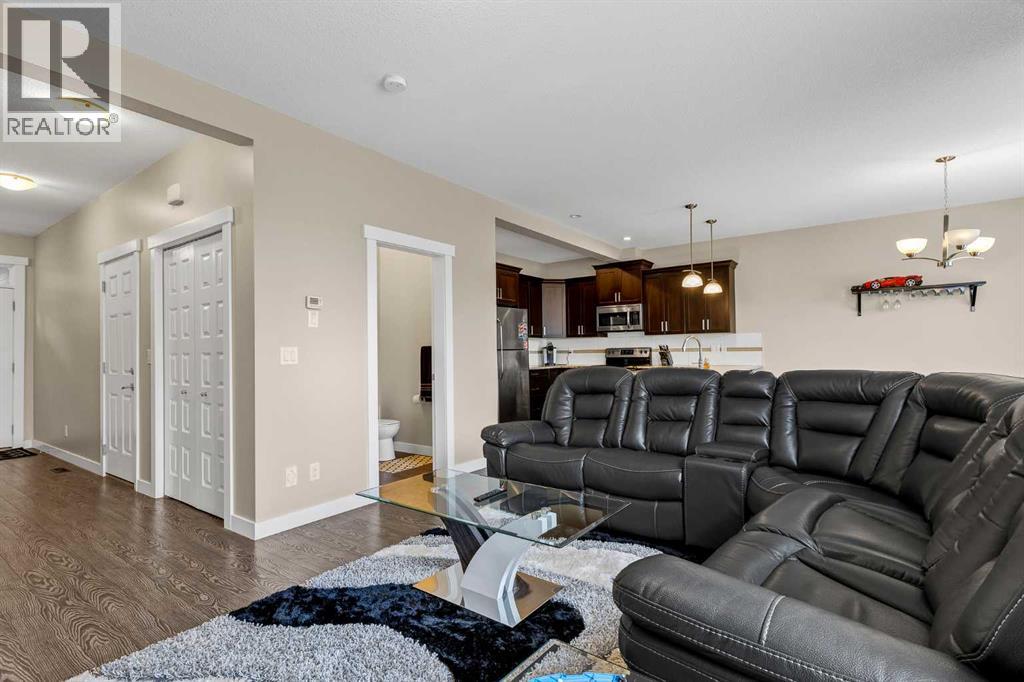 #1701 1086 Williamstown Boulevard NW - 5
