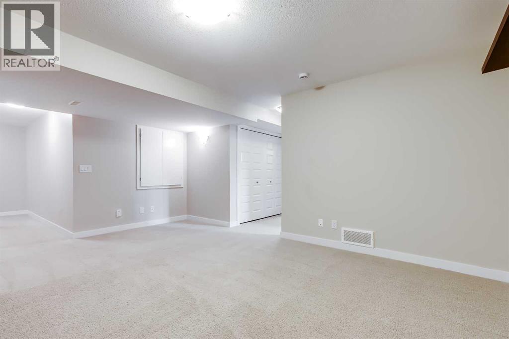 #1701 1086 Williamstown Boulevard NW - 30