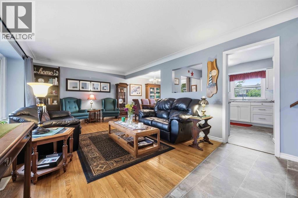 1134 Gurd STREET - 5