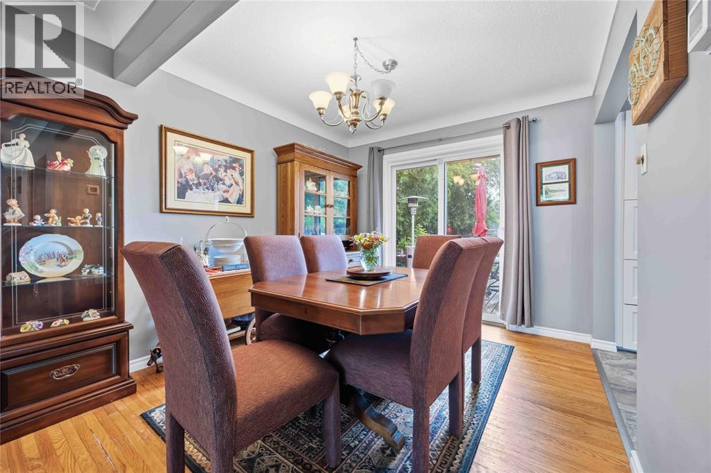 1134 Gurd STREET - 9