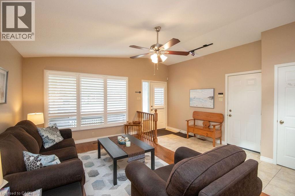 106 OSSINGTON Drive - 9