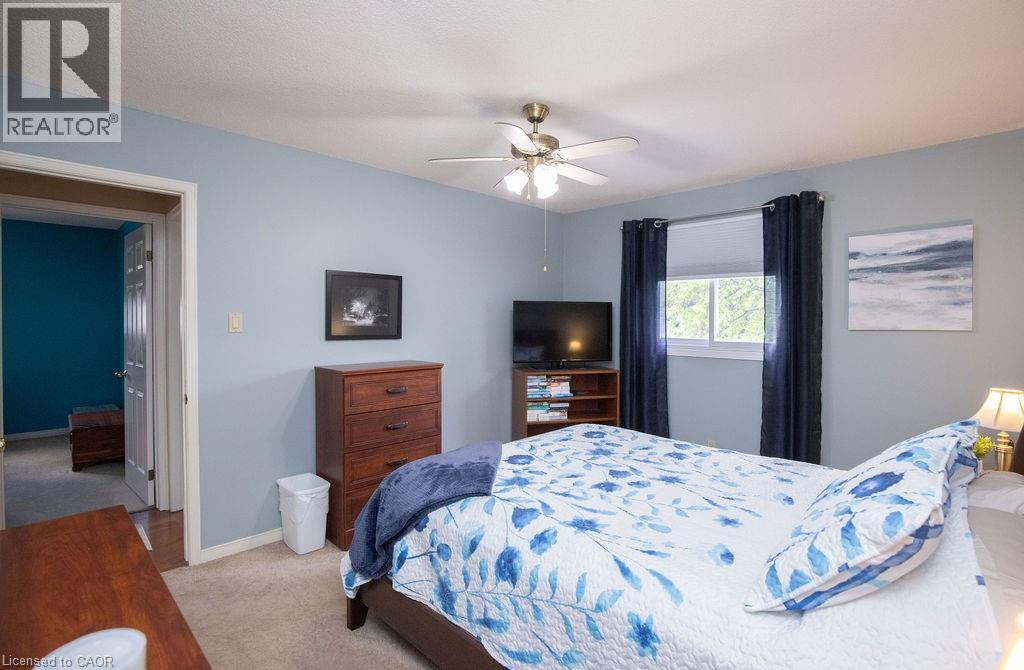 106 OSSINGTON Drive - 22
