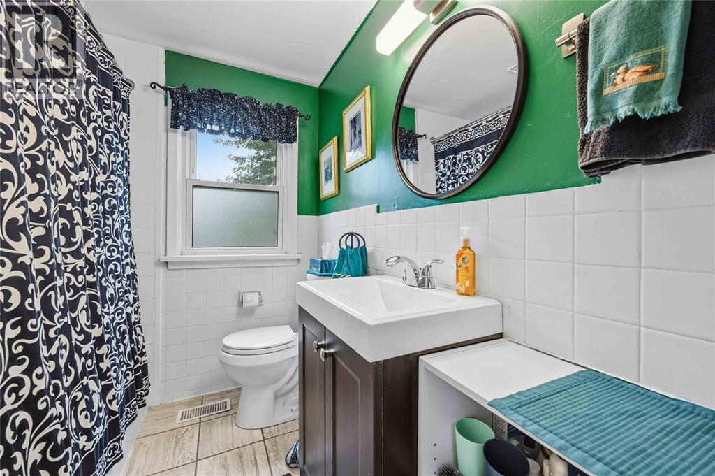 1134 Gurd STREET - 26