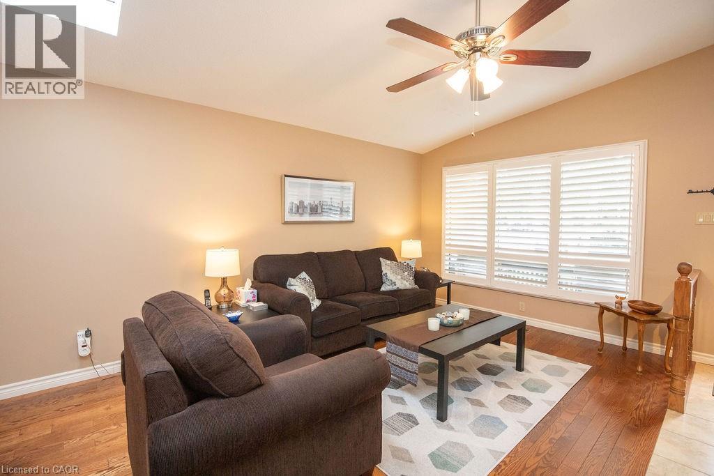 106 OSSINGTON Drive - 6