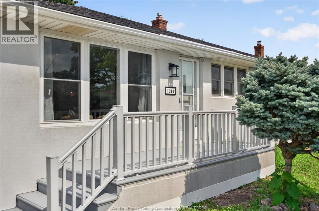 1302 Josephine - 4