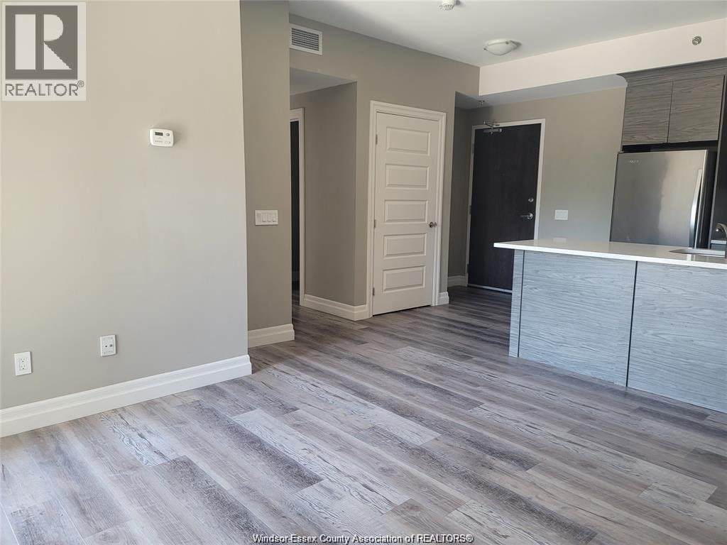 #306 955 OUELLETTE AVENUE - 18
