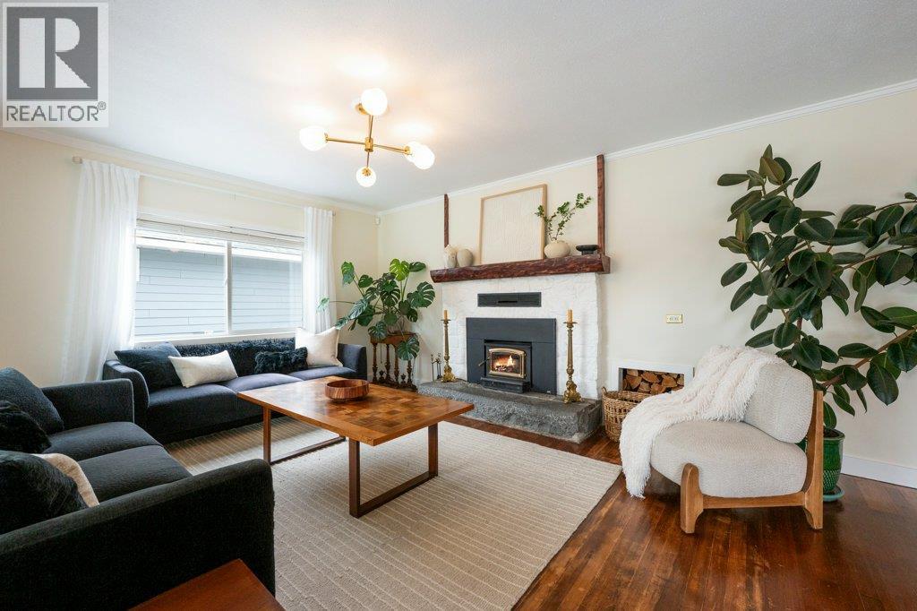 860 Fairview Road - 20