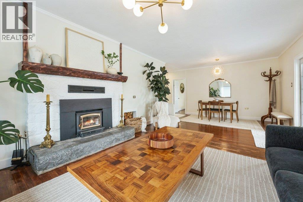 860 Fairview Road - 22