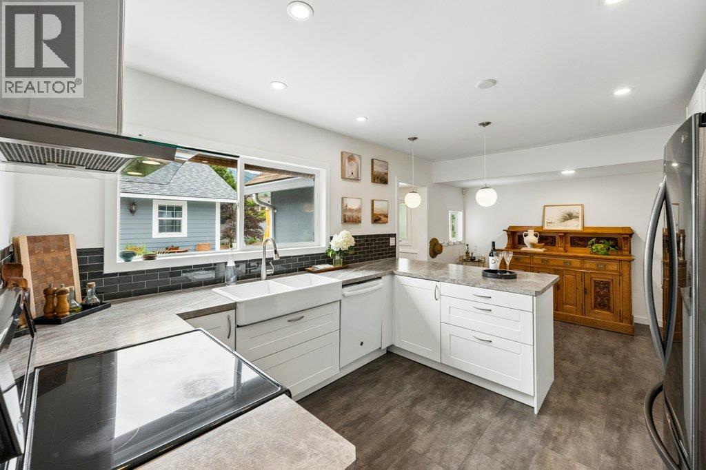 860 Fairview Road - 31