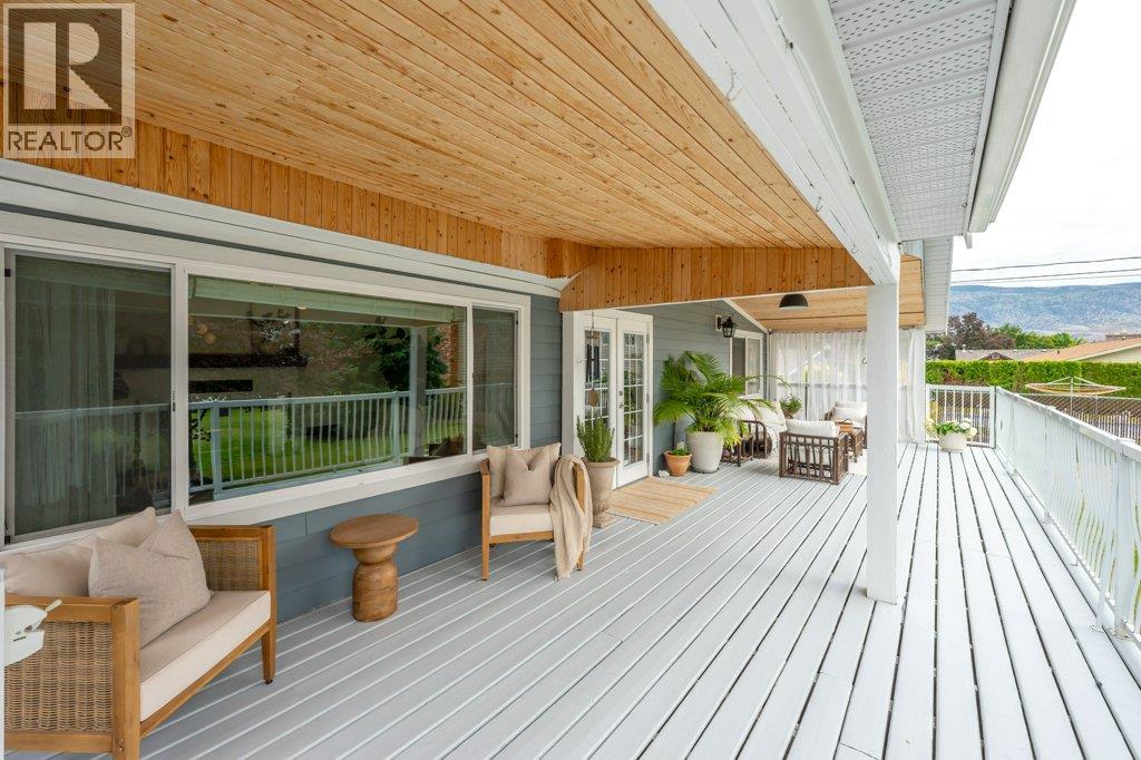 860 Fairview Road - 95