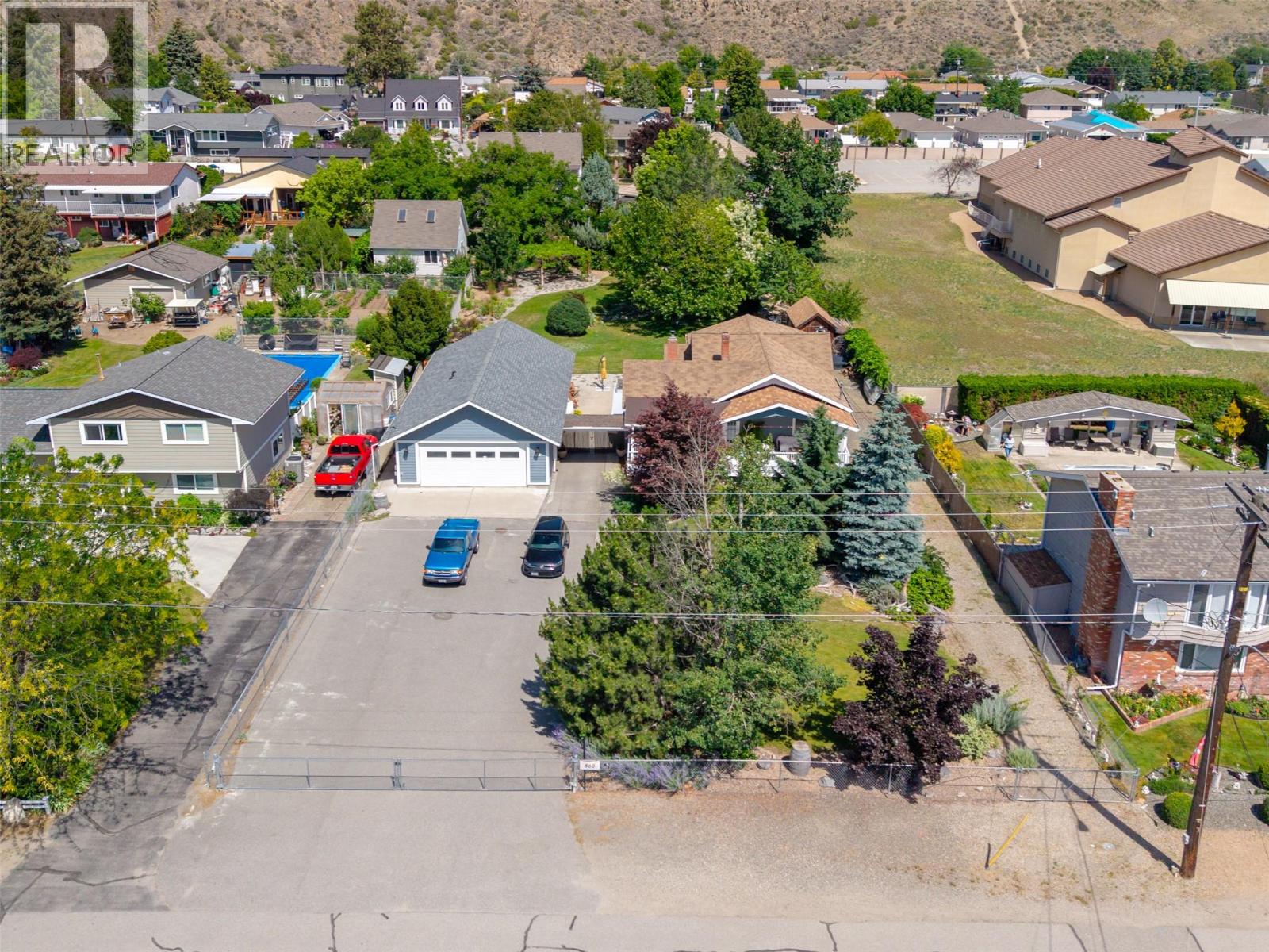 860 Fairview Road - 99