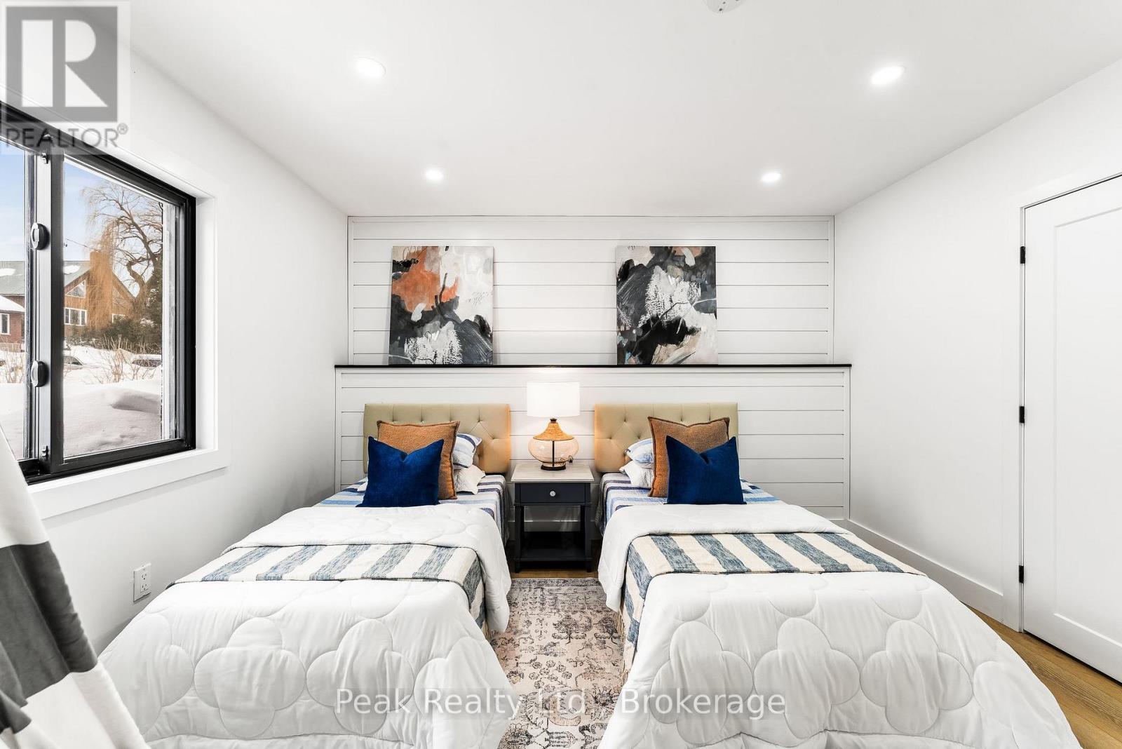5 MCGILL DRIVE - 37