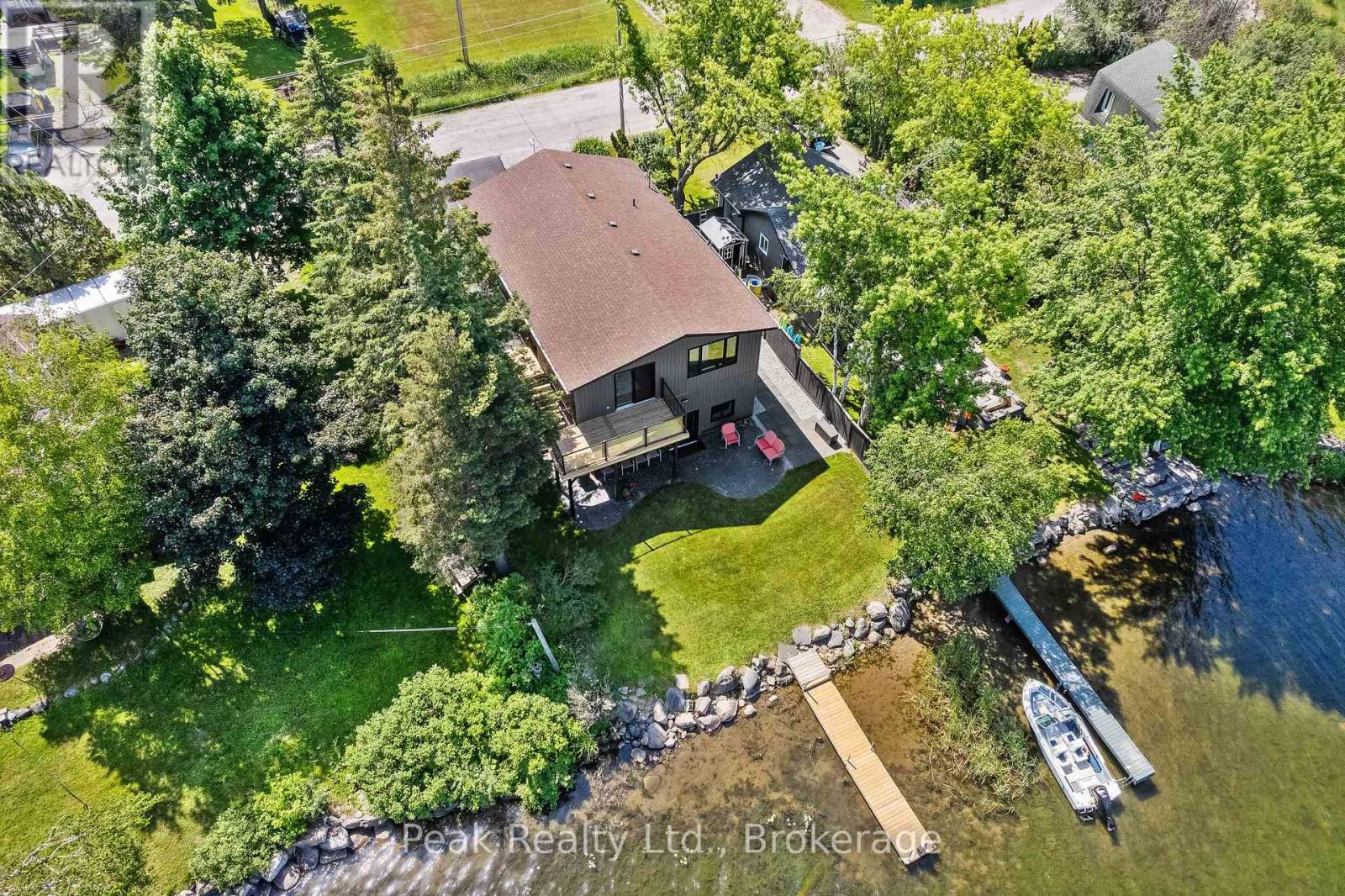 5 MCGILL DRIVE - 41