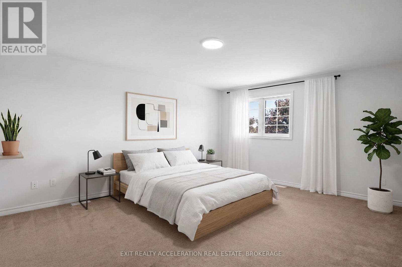 14 ASHWOOD CRESCENT - 23