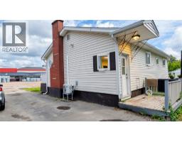 6 Magee Avenue, photo 23