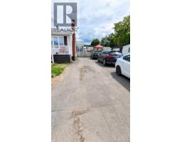 6 Magee Avenue, photo 3