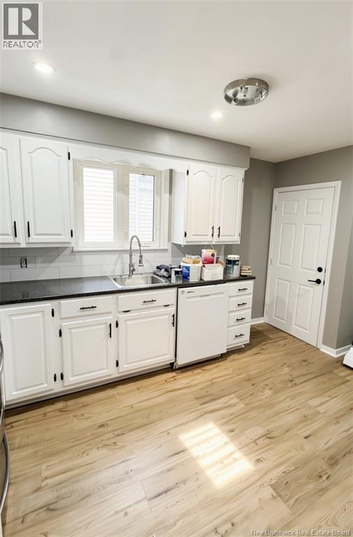 6 Magee Avenue - 10