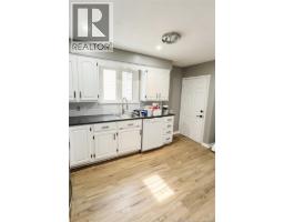 6 Magee Avenue, photo 10