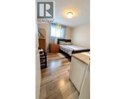 6 Magee Avenue, photo 16